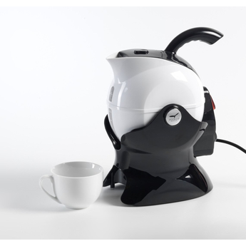 Uccello Kettle kitchen view